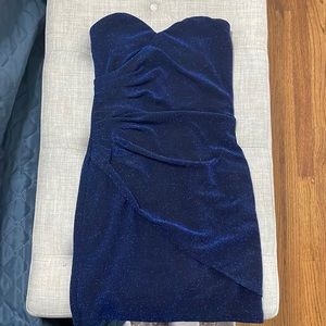 Blue sparkly dress, never worn, tags are still on :) size M